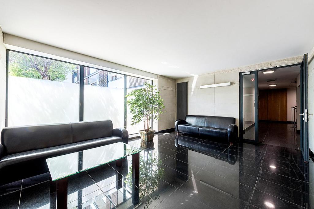 Apartment Powisle With Garage วอร์ซอ ภายนอก รูปภาพ